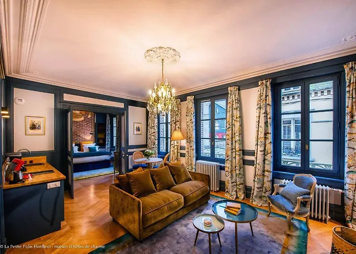 La Petite Folie Bed & Breakfast Honfleur