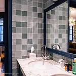 La Petite Folie Bed and breakfast Honfleur