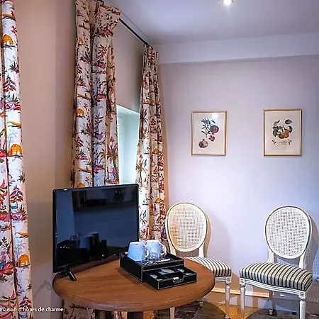 Oda ve Kahvaltı La Petite Folie