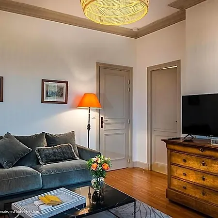 Oda ve Kahvaltı La Petite Folie Honfleur