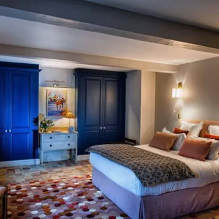 La Petite Folie Bed & Breakfast 3*