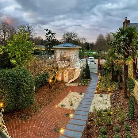 Bed & Breakfast La Petite Folie