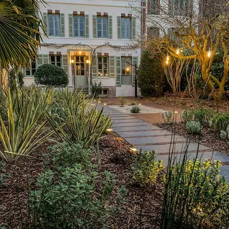 La Petite Folie Готель типу 